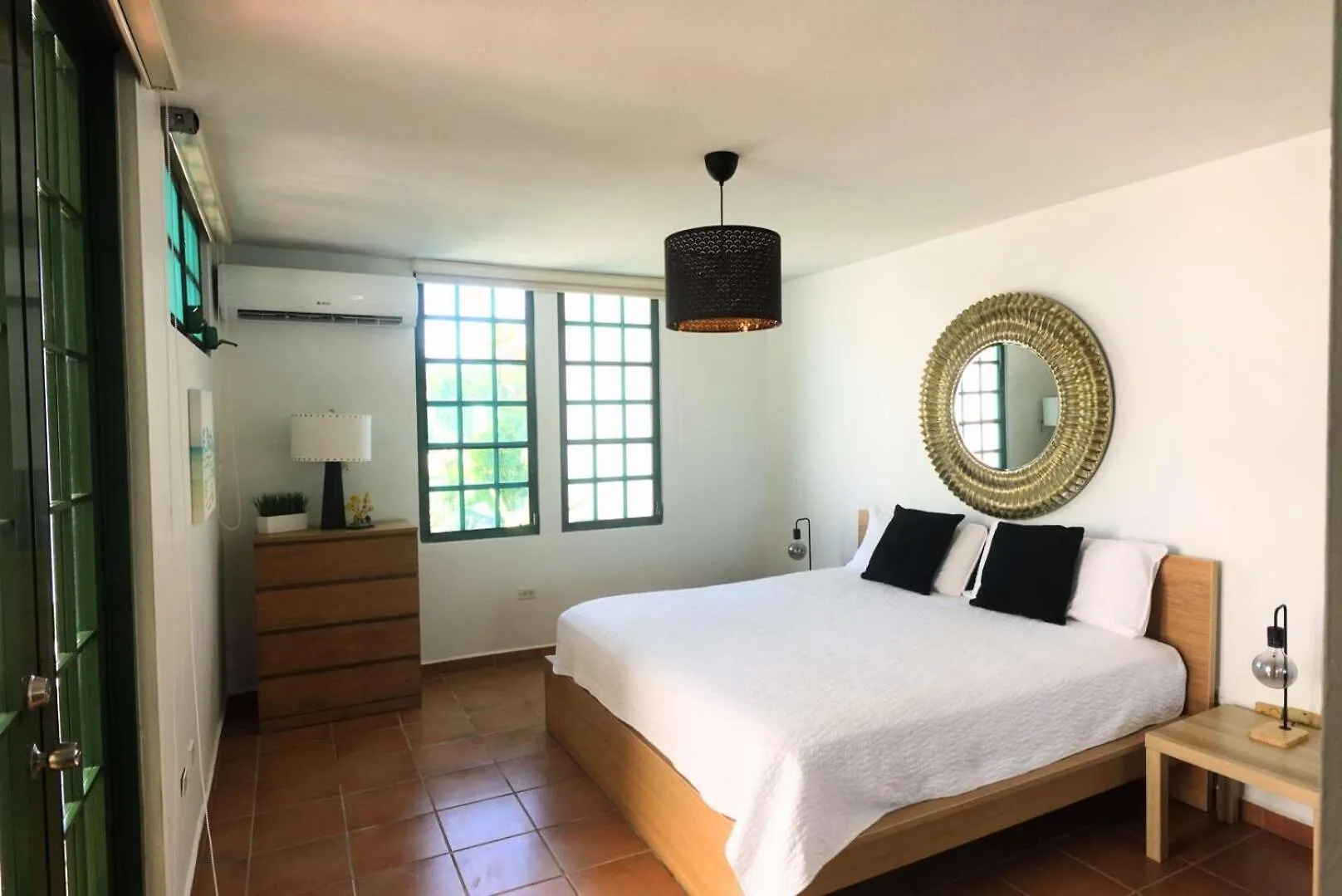 Villa Coral Reef - Beachfront Bliss Dorado